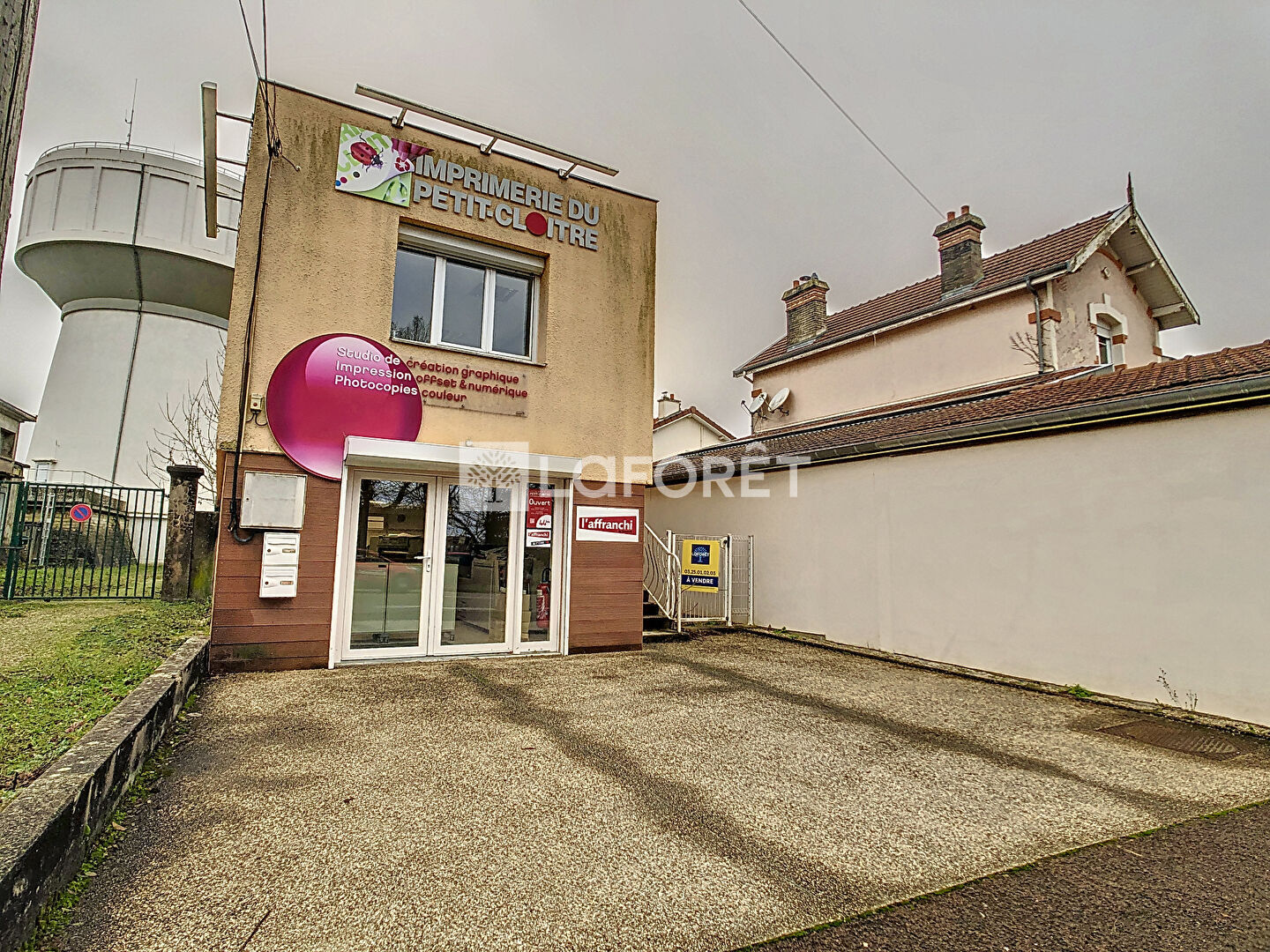 Achat local commercial Chaumont 4 pièce(s) 75 m² 140 000 € ⇔