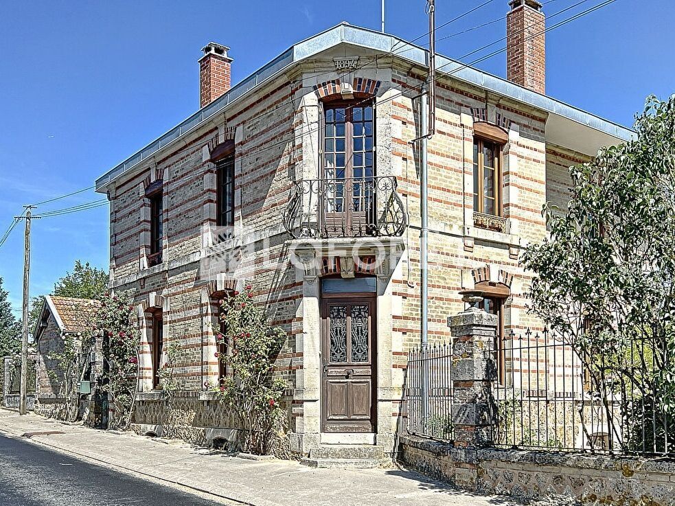 Achat maison La NeuvilleauPont 5 pièce(s) 129 m² 104 500 € ⇔