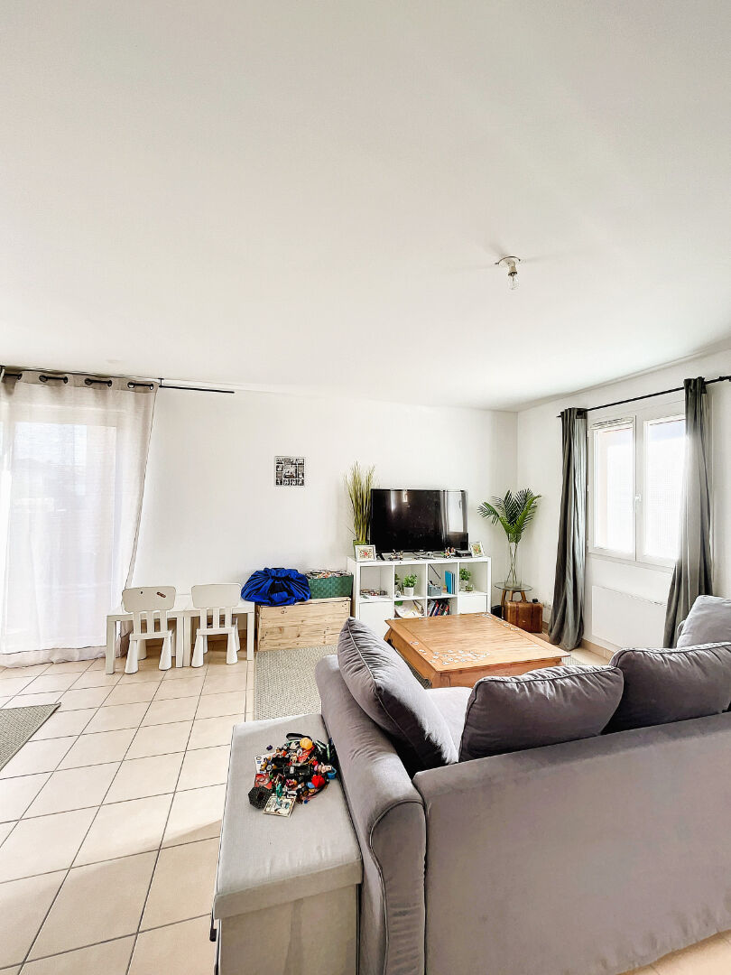 Maison à louer, 83m², Calvisson