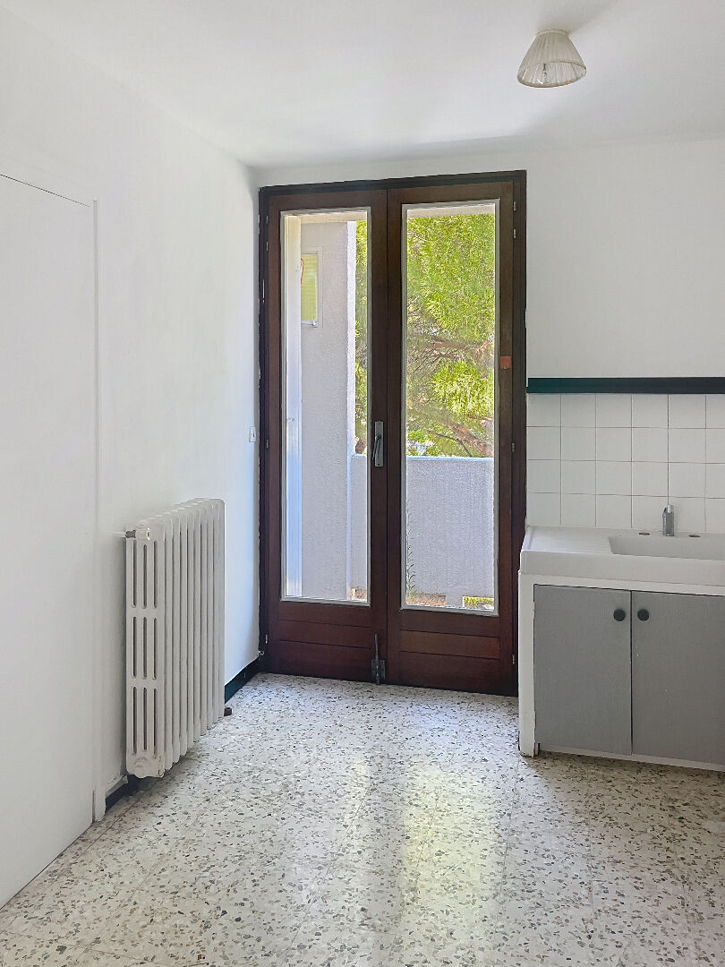 Maison à louer, 58m², Nîmes