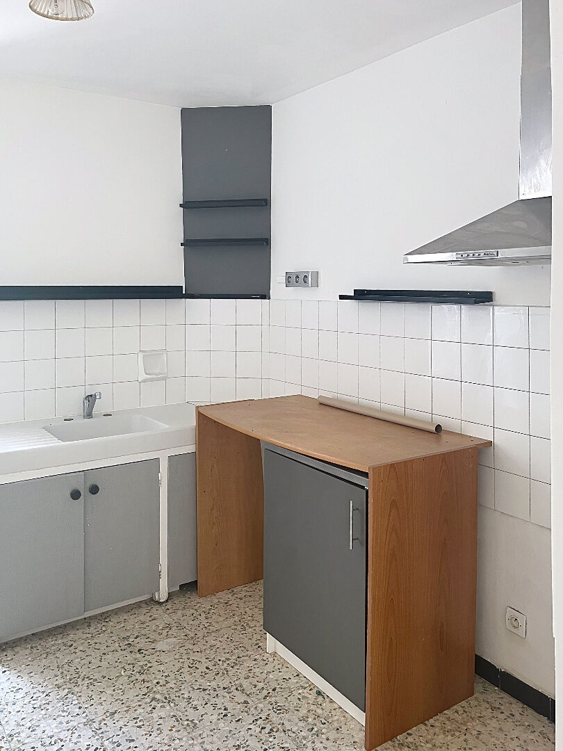 Maison à louer, 58m², Nîmes