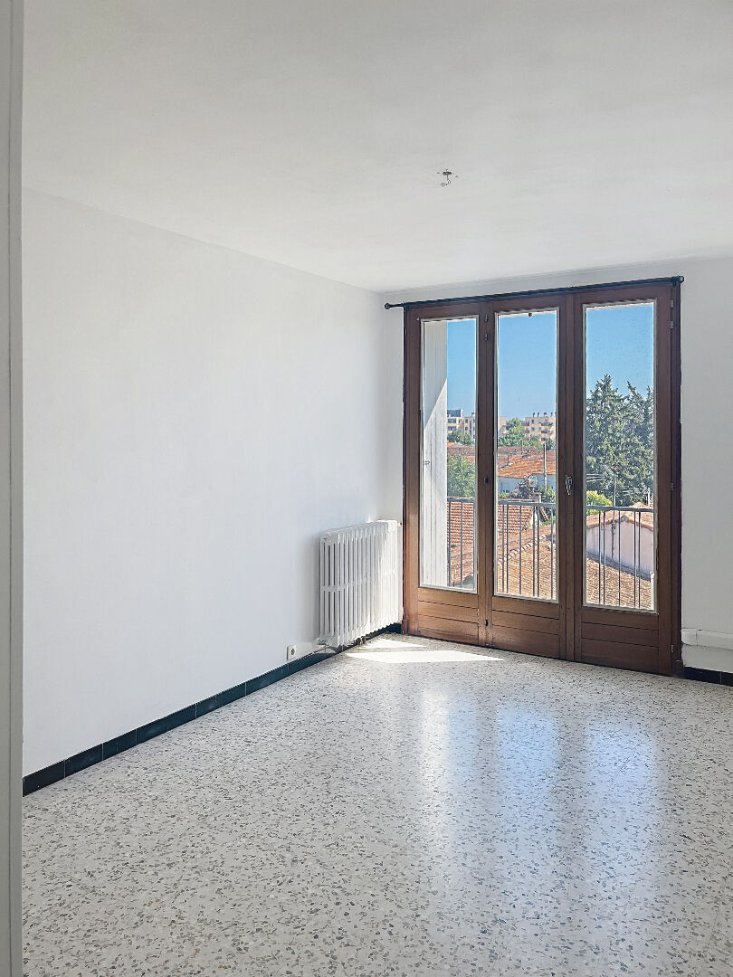 Maison à louer, 58m², Nîmes