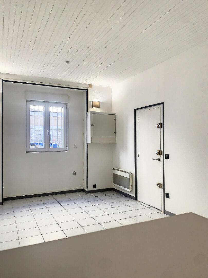 Maison à louer, 23m², NIMES