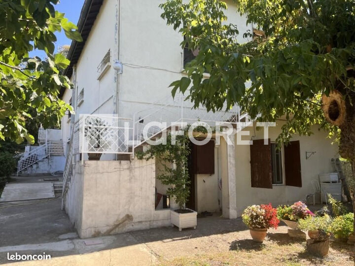 Maison à vendre, 161m², Nîmes