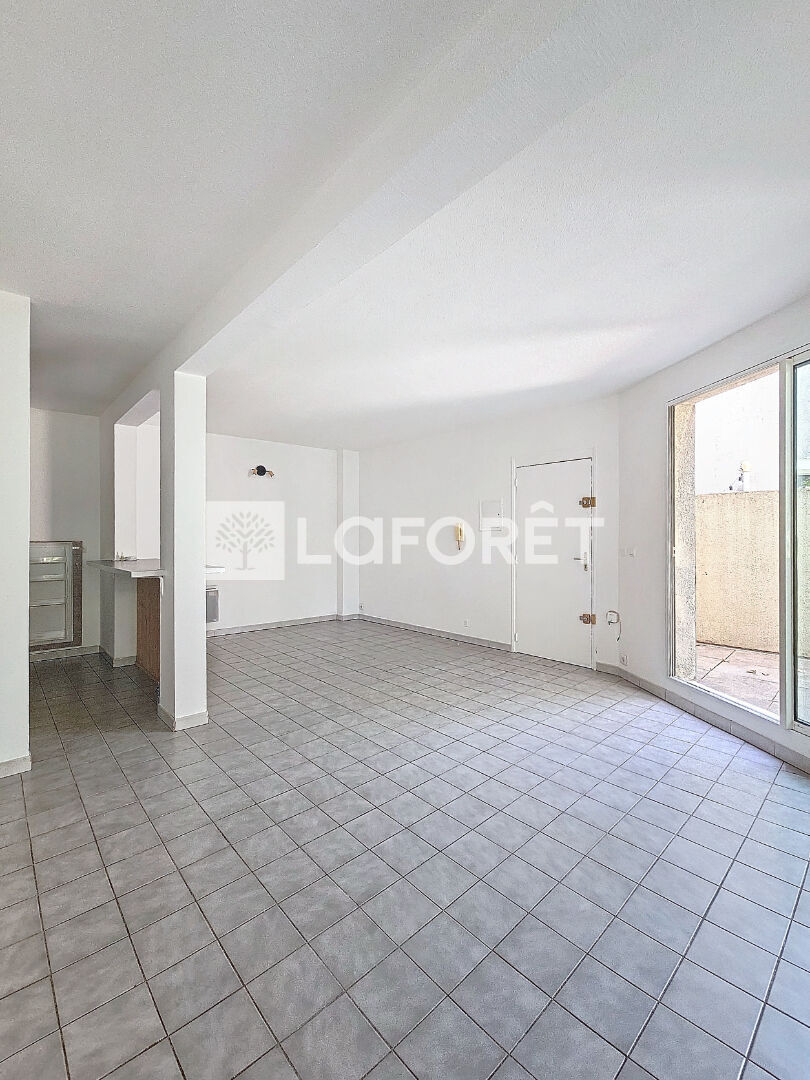 Maison à vendre, 51m², Nîmes