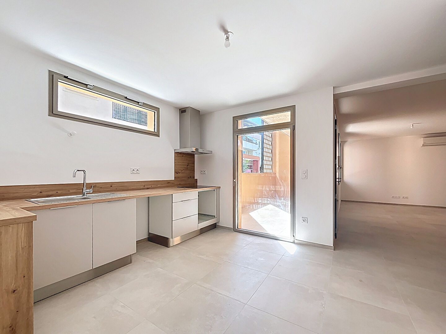 Maison à vendre, 93m², Nîmes