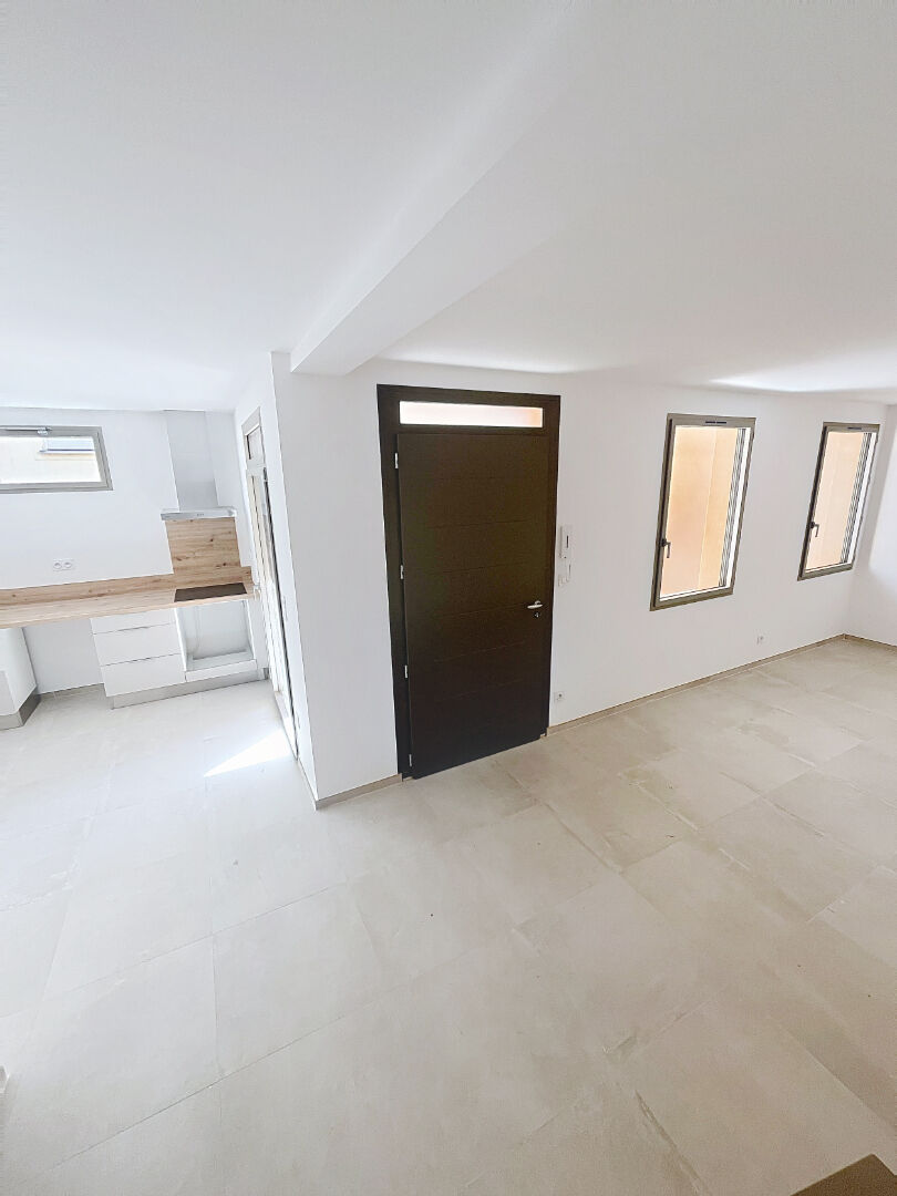 Maison à vendre, 93m², Nîmes