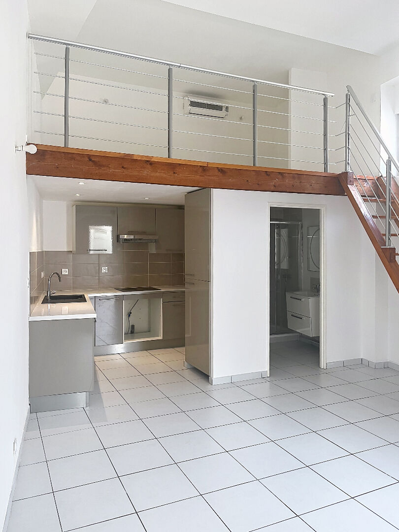 Maison à louer, 29m², NIMES