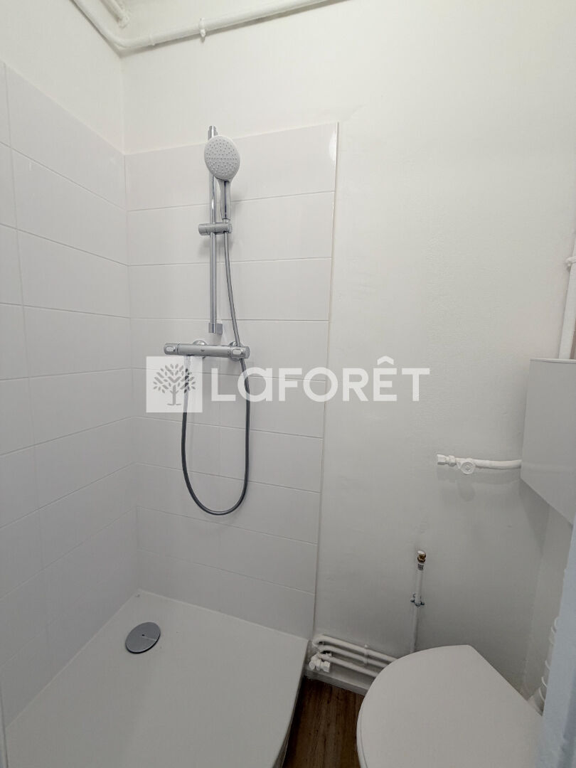 Maison à louer, 19m², Montreuil