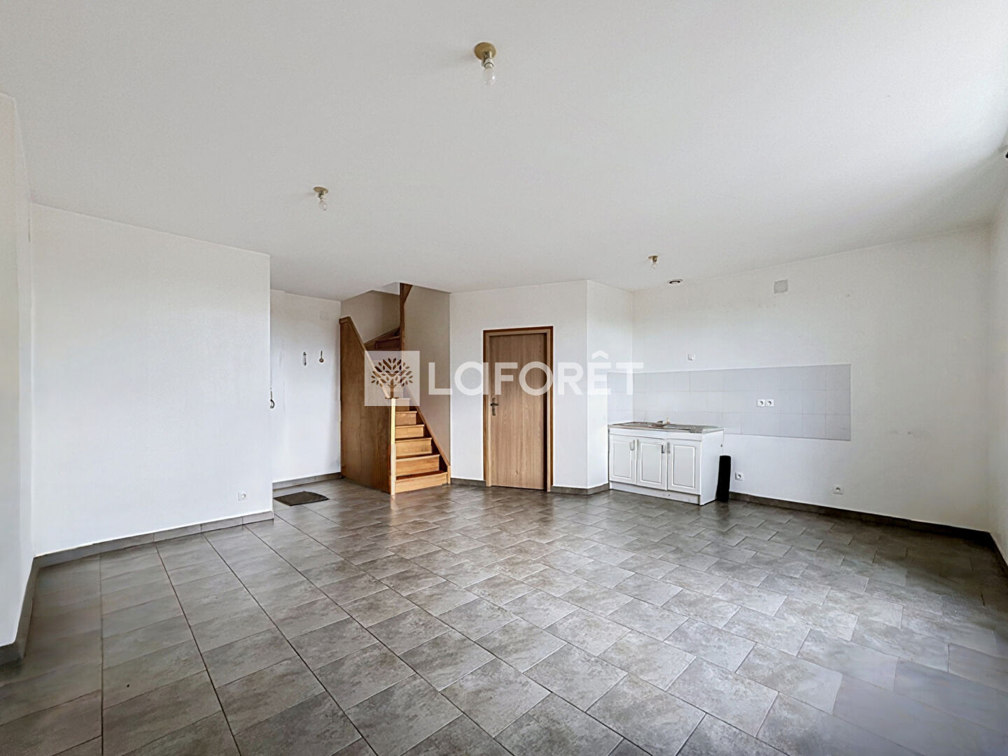 Maison à louer, 77m², SAINT AMOUR