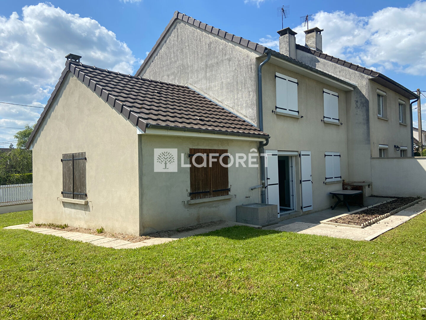 Maison a louer chalons-en-champagne - 4 pièce(s) - 82.96 m2 - Surfyn