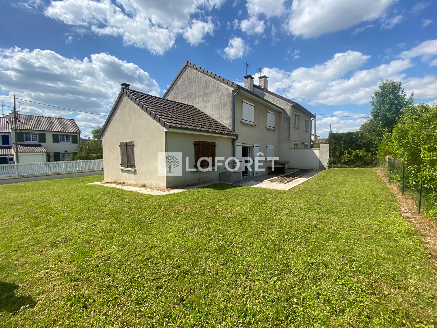 Maison a louer chalons-en-champagne - 4 pièce(s) - 82.96 m2 - Surfyn