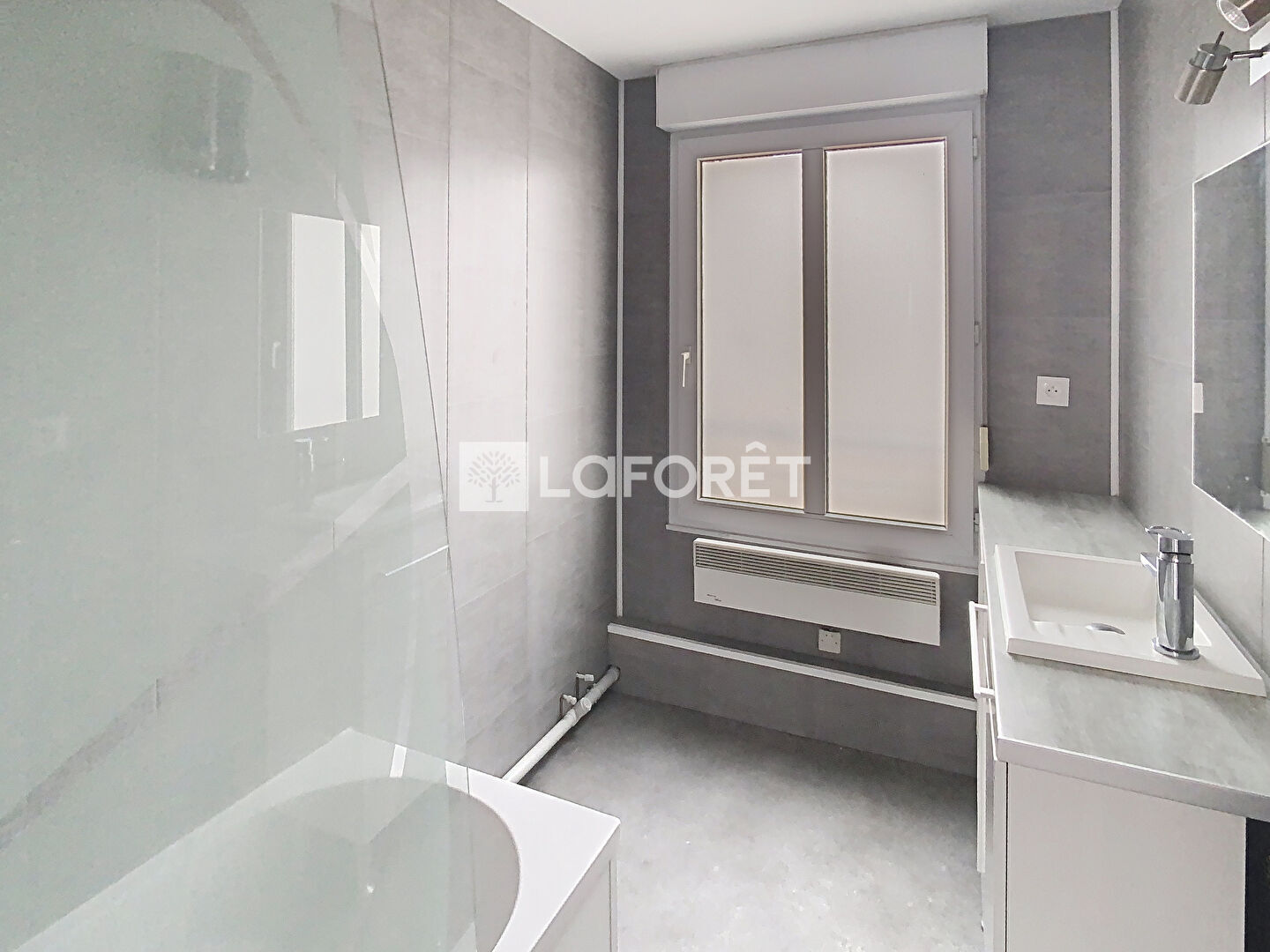 Appartement a louer chalons-en-champagne - 5 pièce(s) - 98.43 m2 - Surfyn