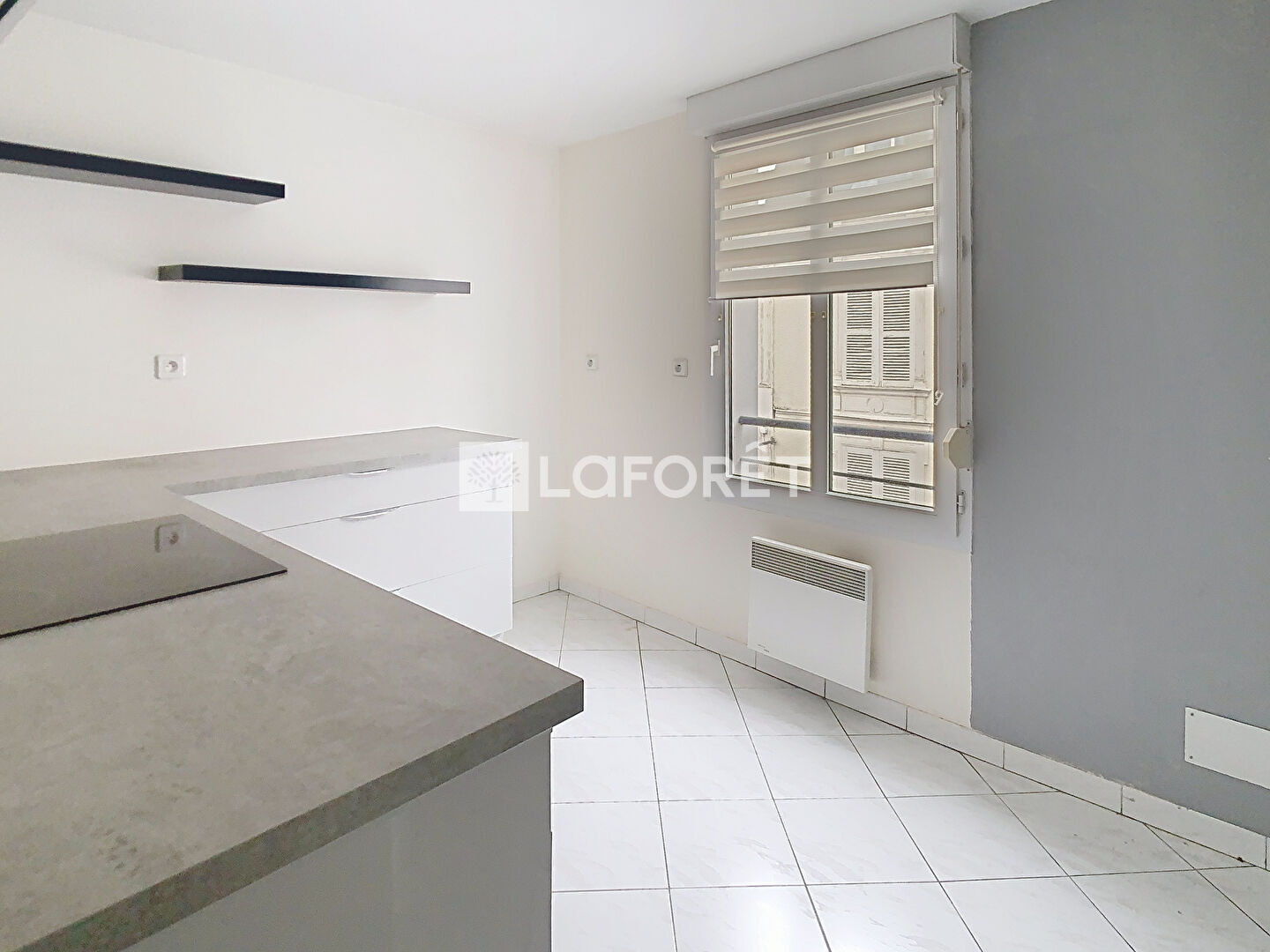 Appartement a louer chalons-en-champagne - 5 pièce(s) - 98.43 m2 - Surfyn