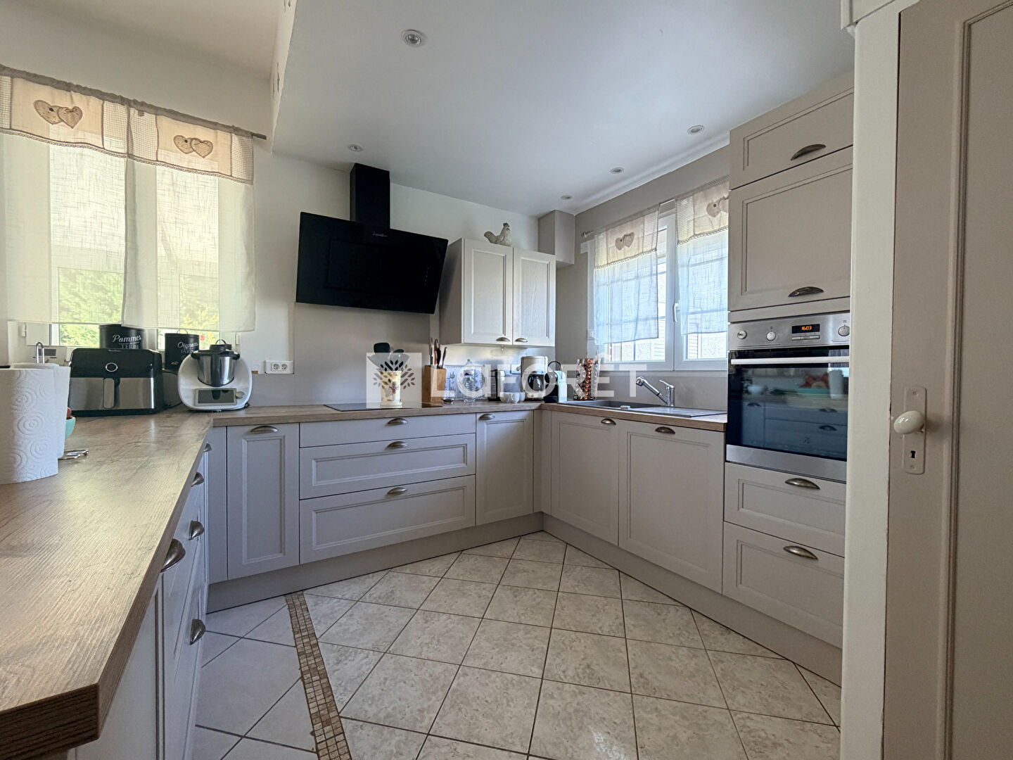 Maison à vendre, 378m², Courtisols