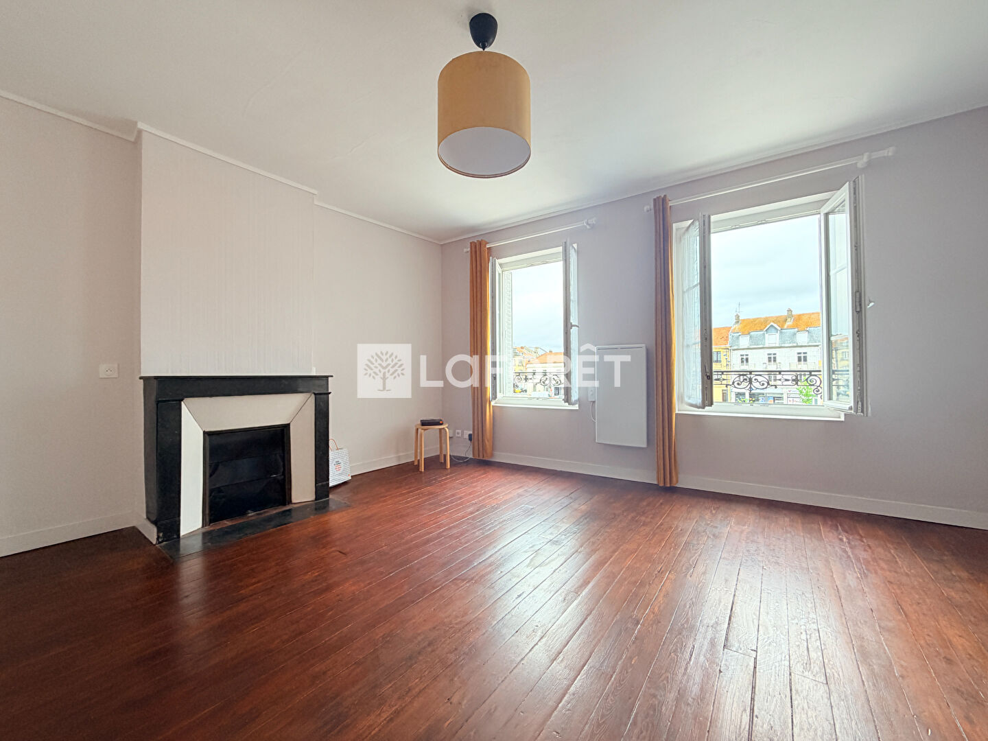 Maison à vendre, 77m², VOUZIERS