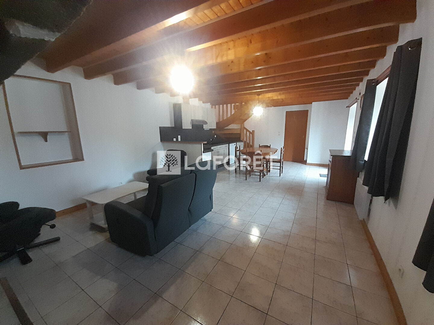 Maison à louer, 89m², Penvénan