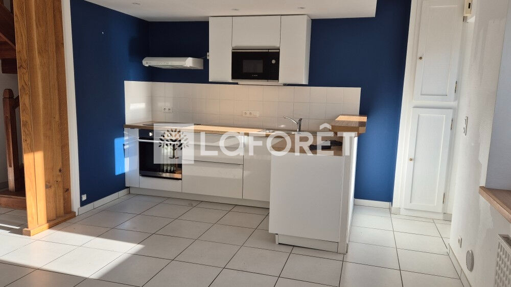 Maison à louer, 50m², Penvénan