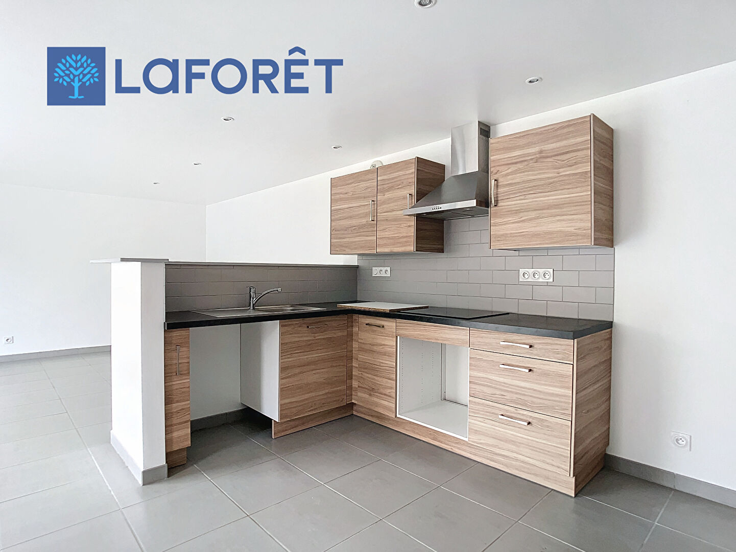 Maison à louer, 76m², Erdeven