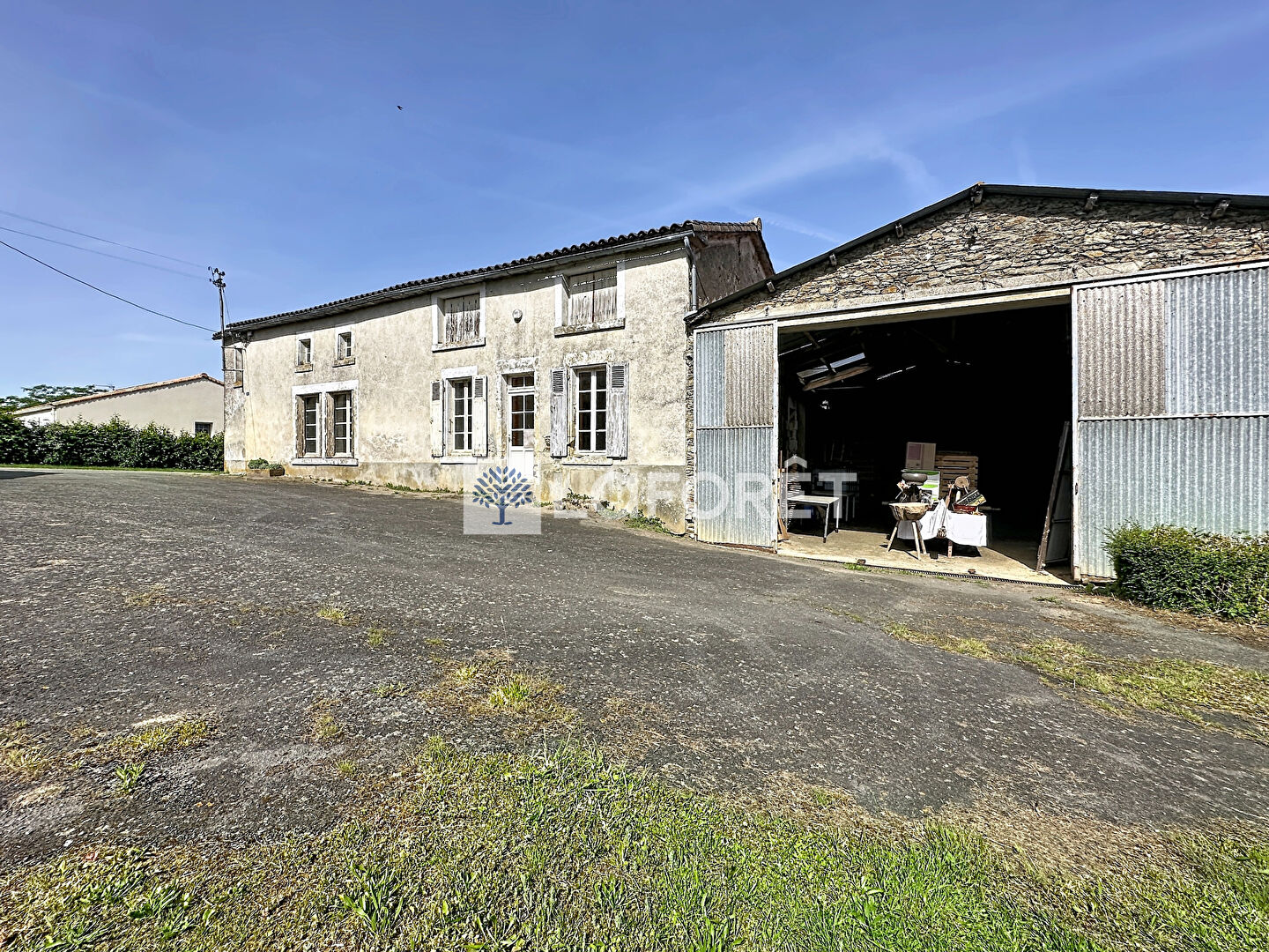 Maison à vendre, 227m², SAINT HILAIRE DE VOUST