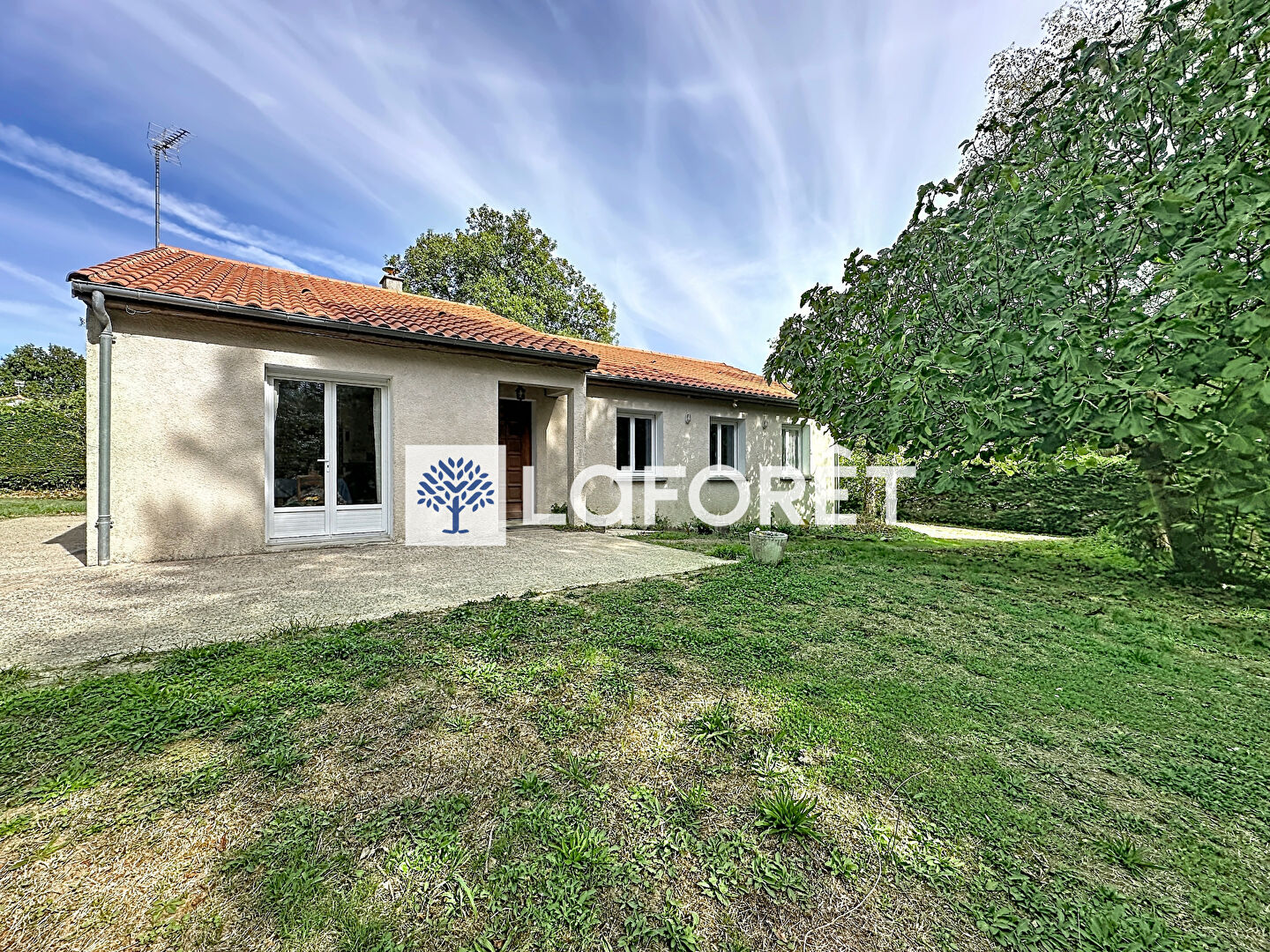 Maison à vendre, 115m², NUEIL LES AUBIERS