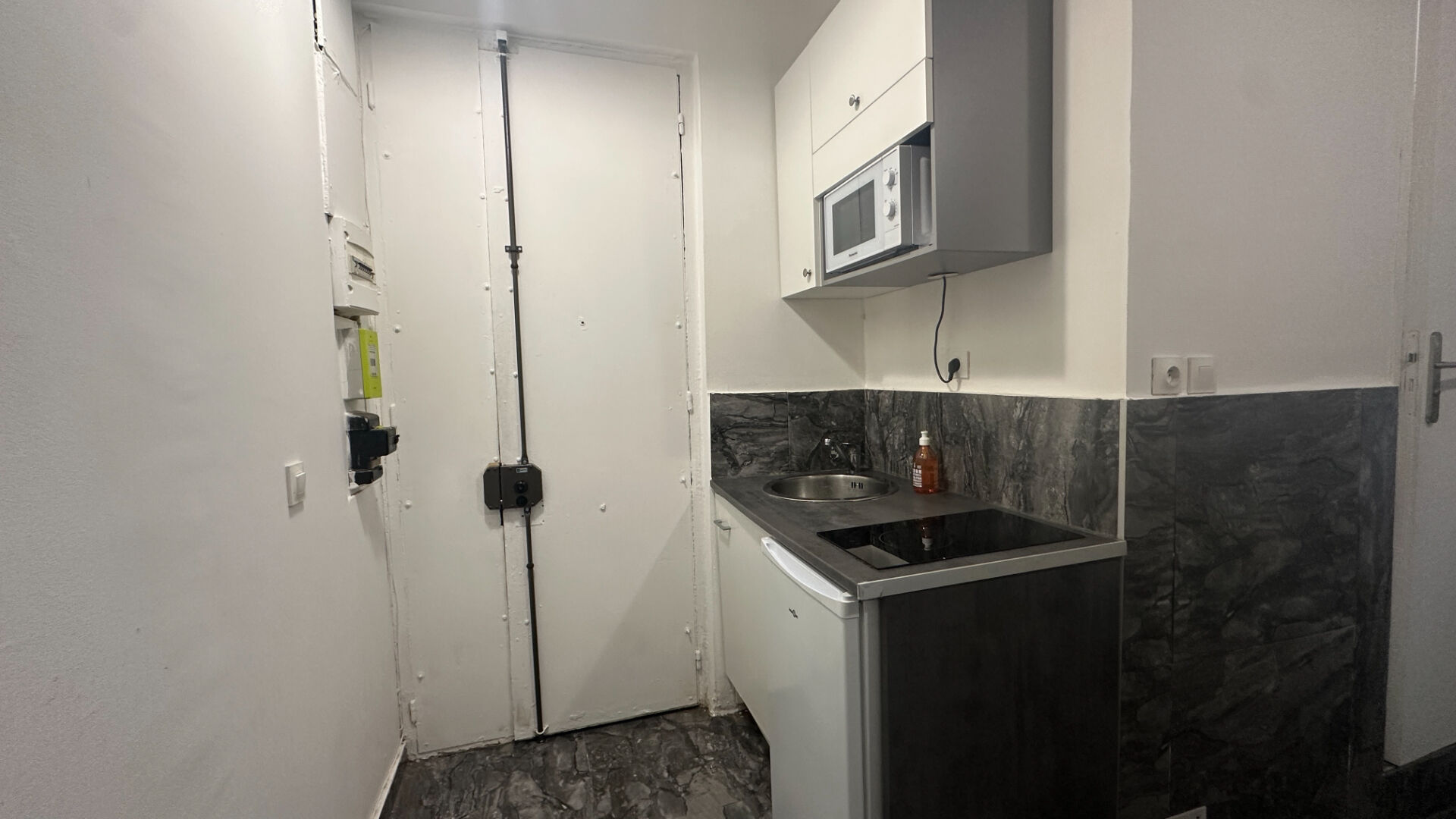 Maison à louer, 15m², Paris 12