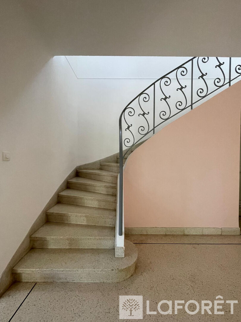 Maison a louer frejus - 6 pièce(s) - 199 m2 - Surfyn