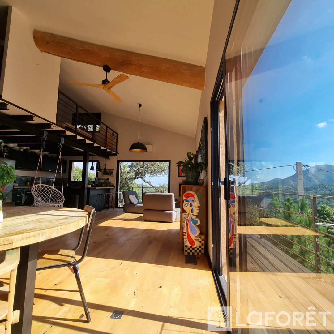 Maison à vendre, 128m², Les Adrets-de-l'Estérel