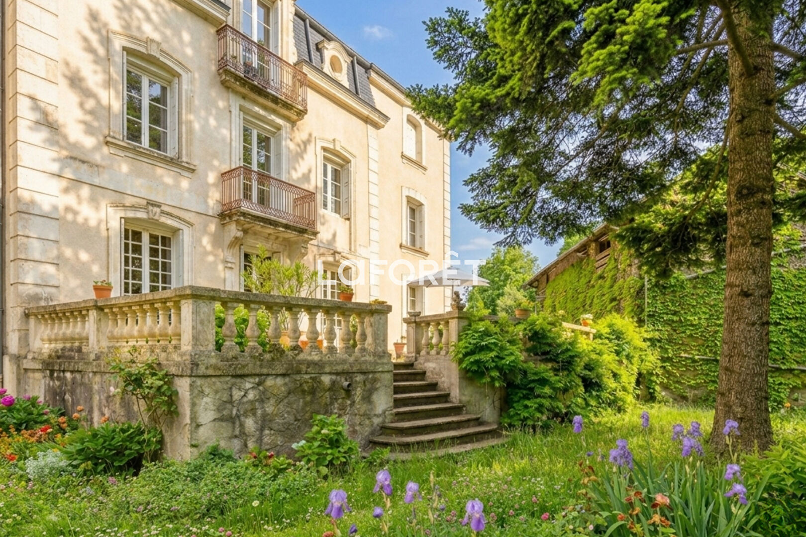 Maison à vendre, 234m², SAINT JUST SAINT RAMBERT