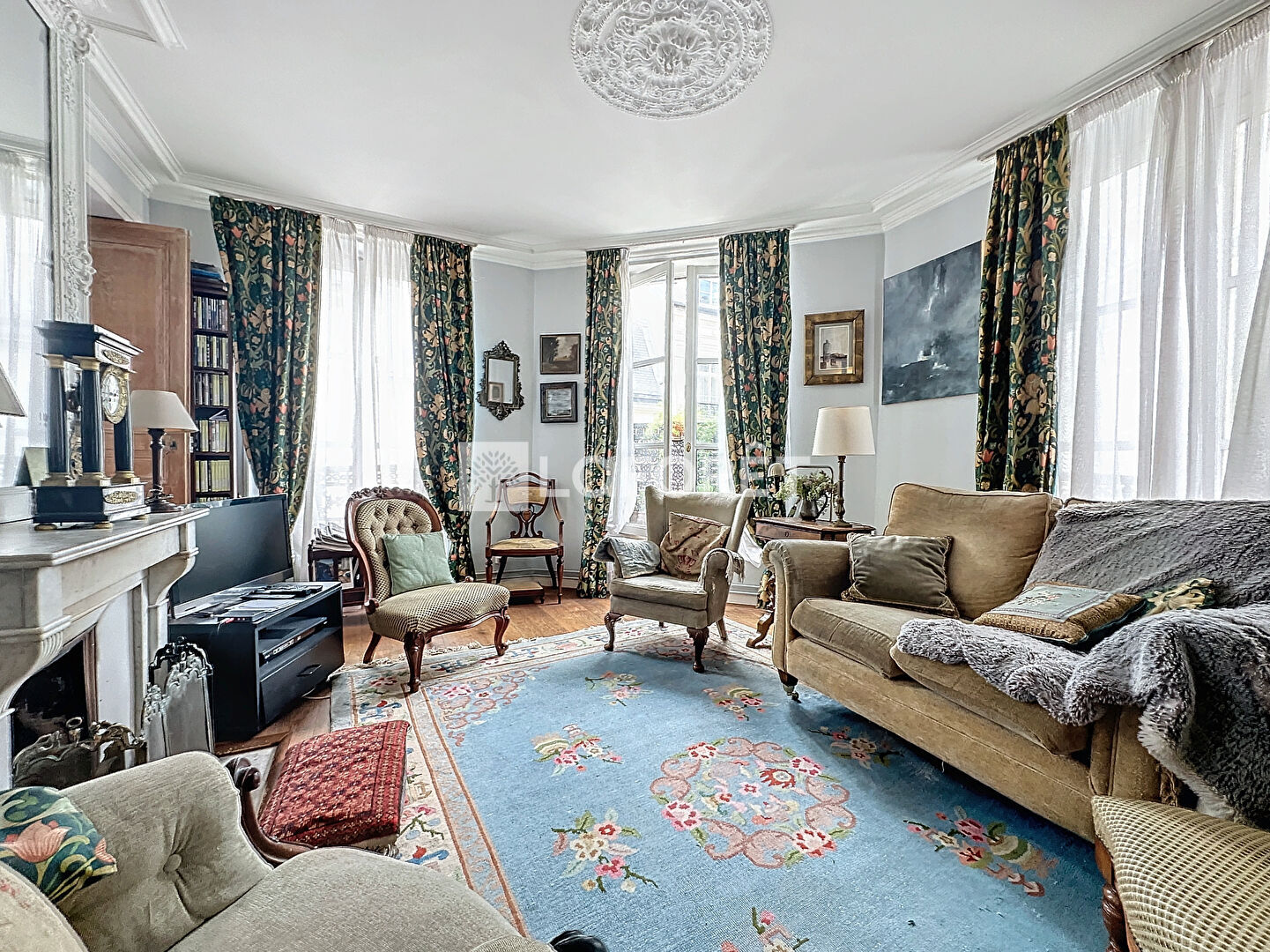 Appartement a louer paris-1er-arrondissement - 5 pièce(s) - 117 m2 - Surfyn