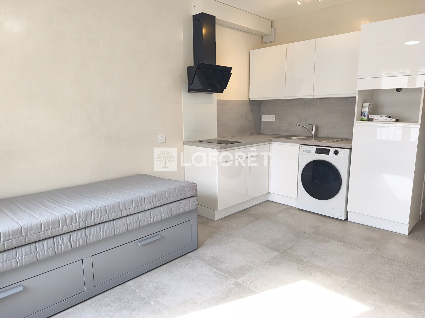 Maison à louer, 19m², Arles