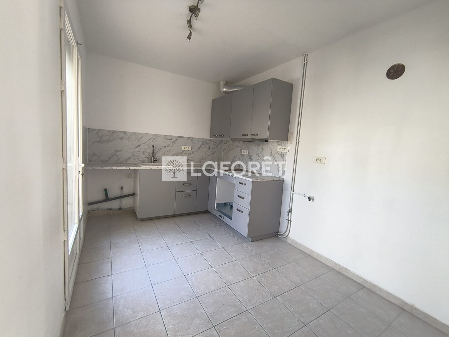 Maison à louer, 131m², ARLES