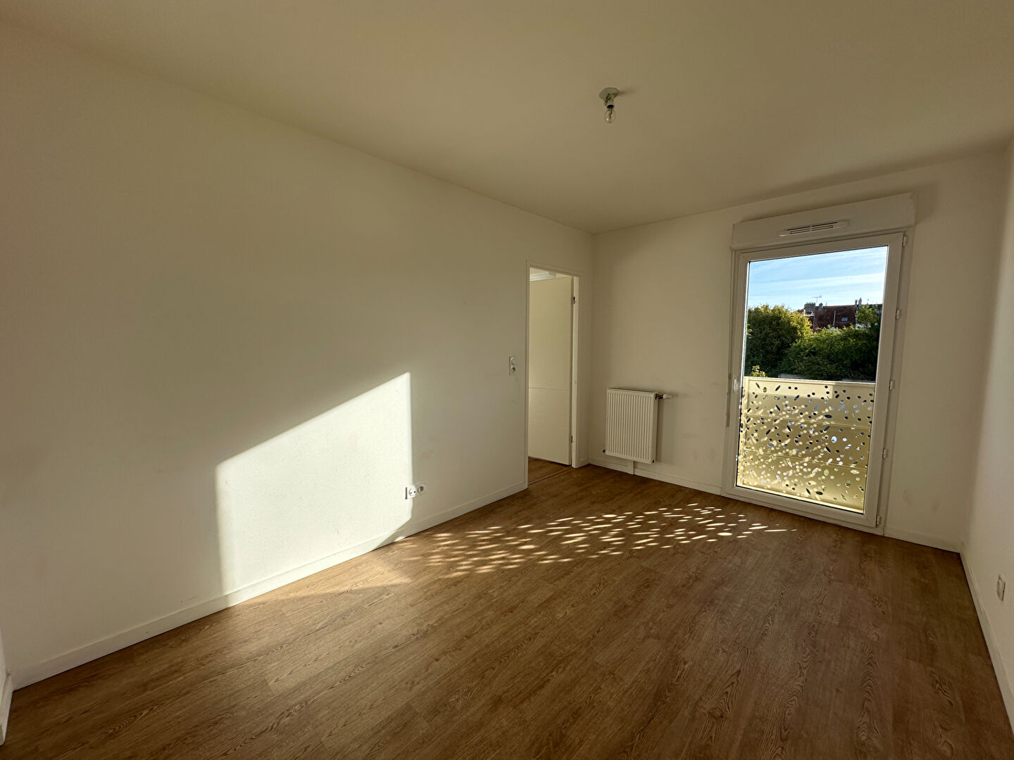 Maison à louer, 40m², BRUYERES LE CHATEL