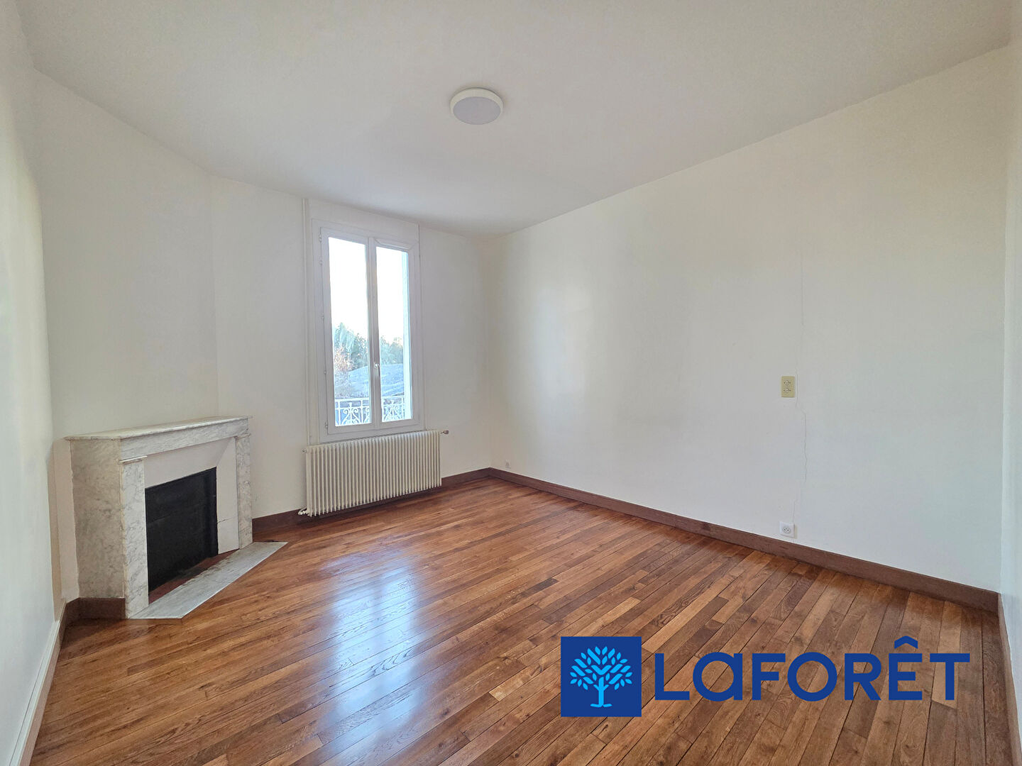 Appartement a louer villeneuve-le-roi - 5 pièce(s) - 75.35 m2 - Surfyn