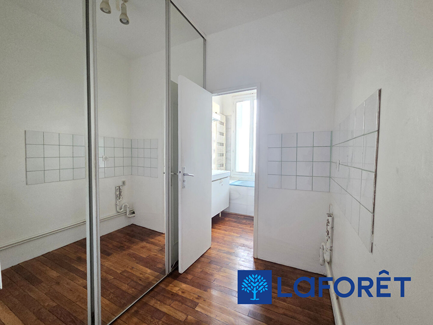 Appartement a louer villeneuve-le-roi - 5 pièce(s) - 75.35 m2 - Surfyn