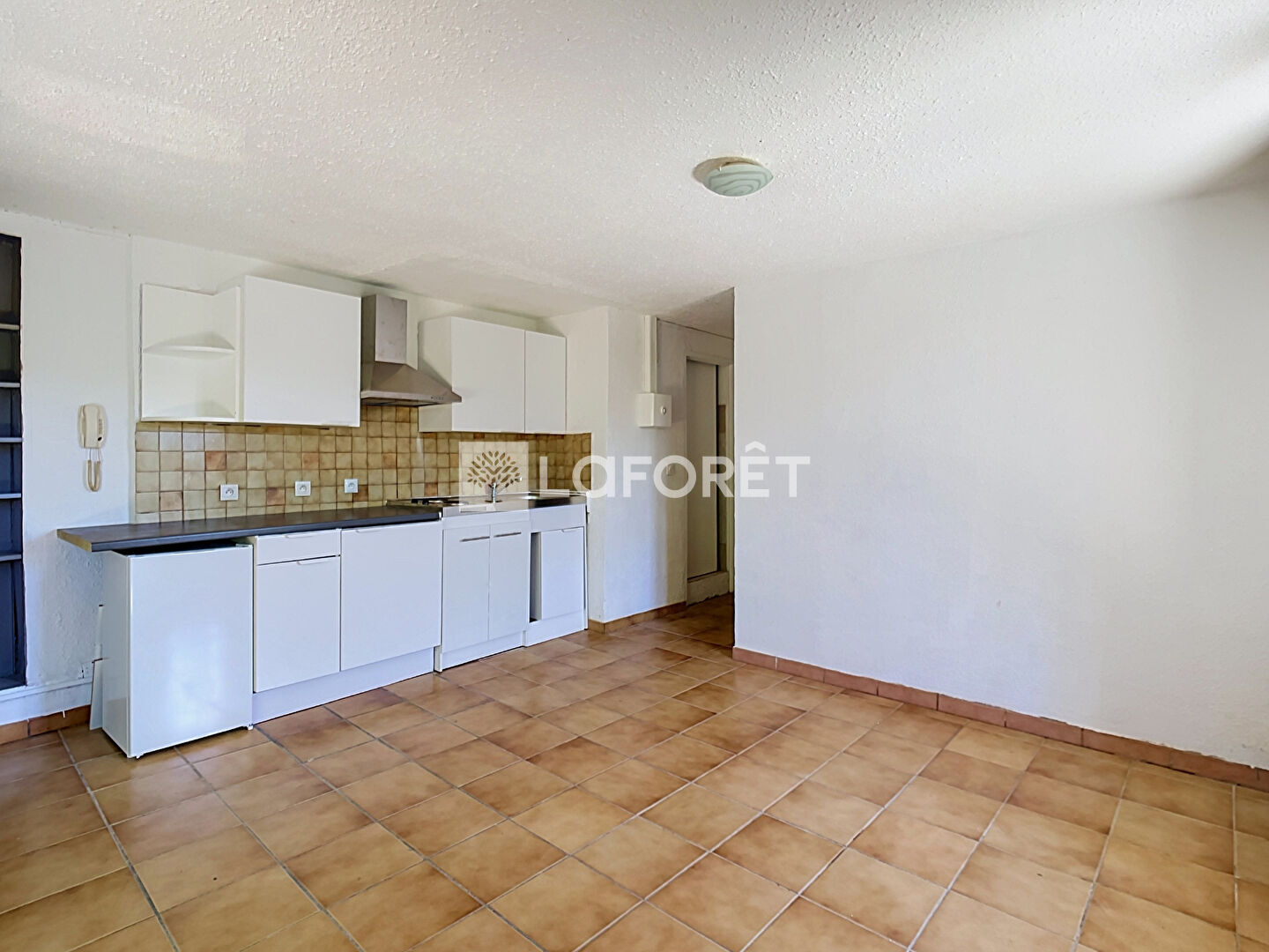 Maison à louer, 25m², CUGES LES PINS