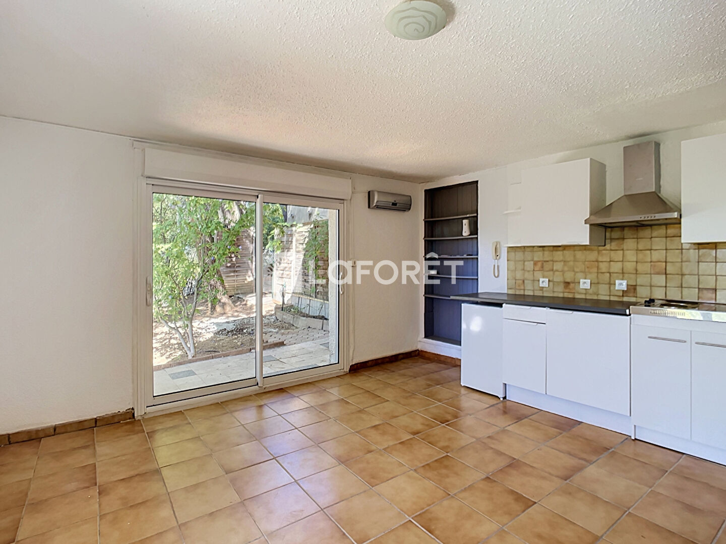 Maison à louer, 25m², CUGES LES PINS