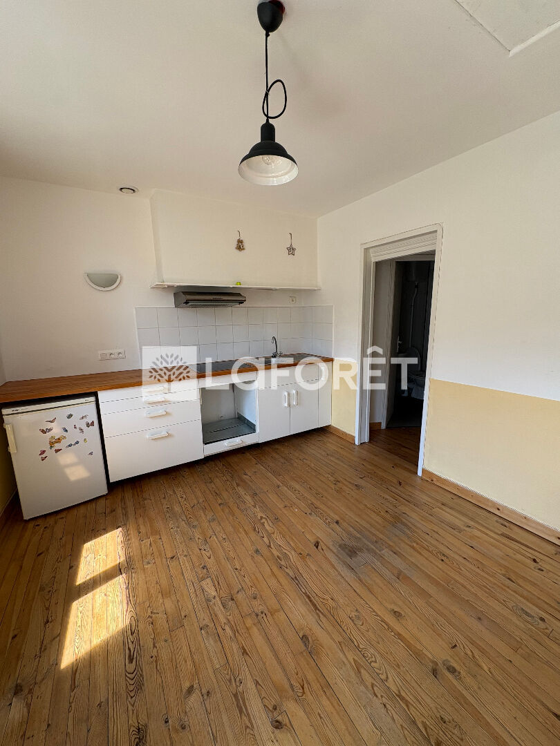 Maison à louer, 28m², RIOM ES MONTAGNES