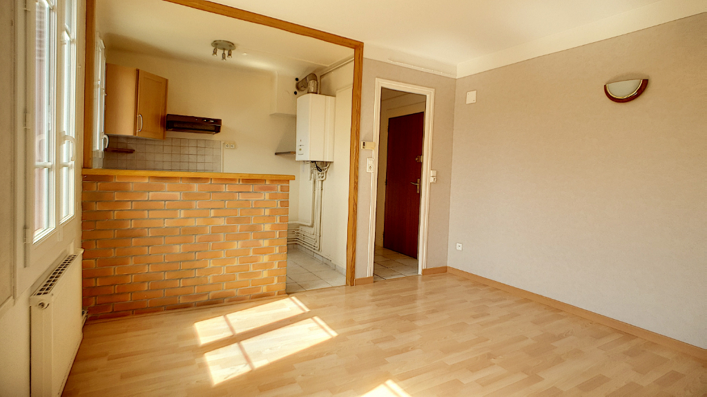 Appartement a louer auxerre - 2 pièce(s) - 34.39 m2 - Surfyn