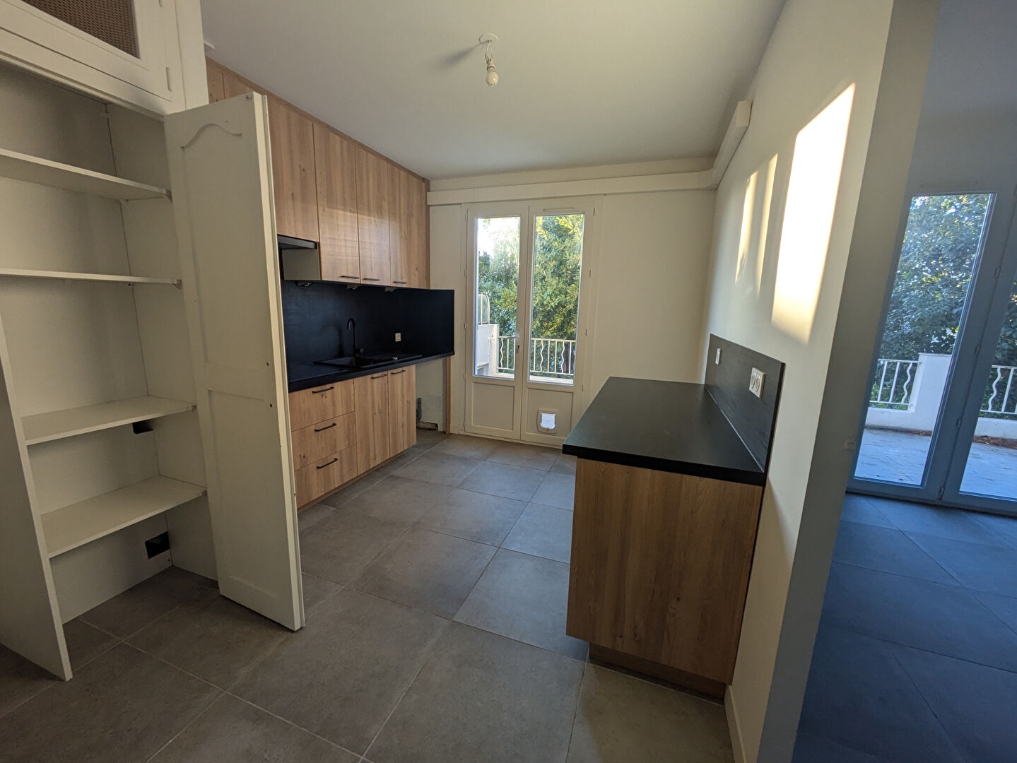 Maison a louer avignon - 3 pièce(s) - 94.74 m2 - Surfyn