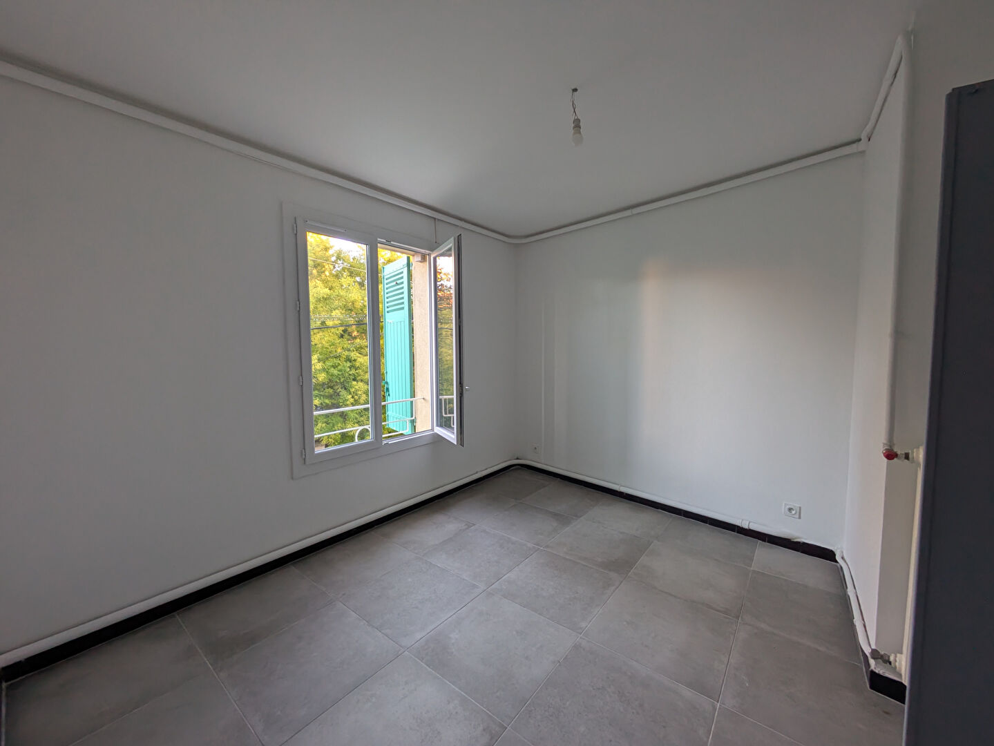 Maison a louer avignon - 3 pièce(s) - 94.74 m2 - Surfyn