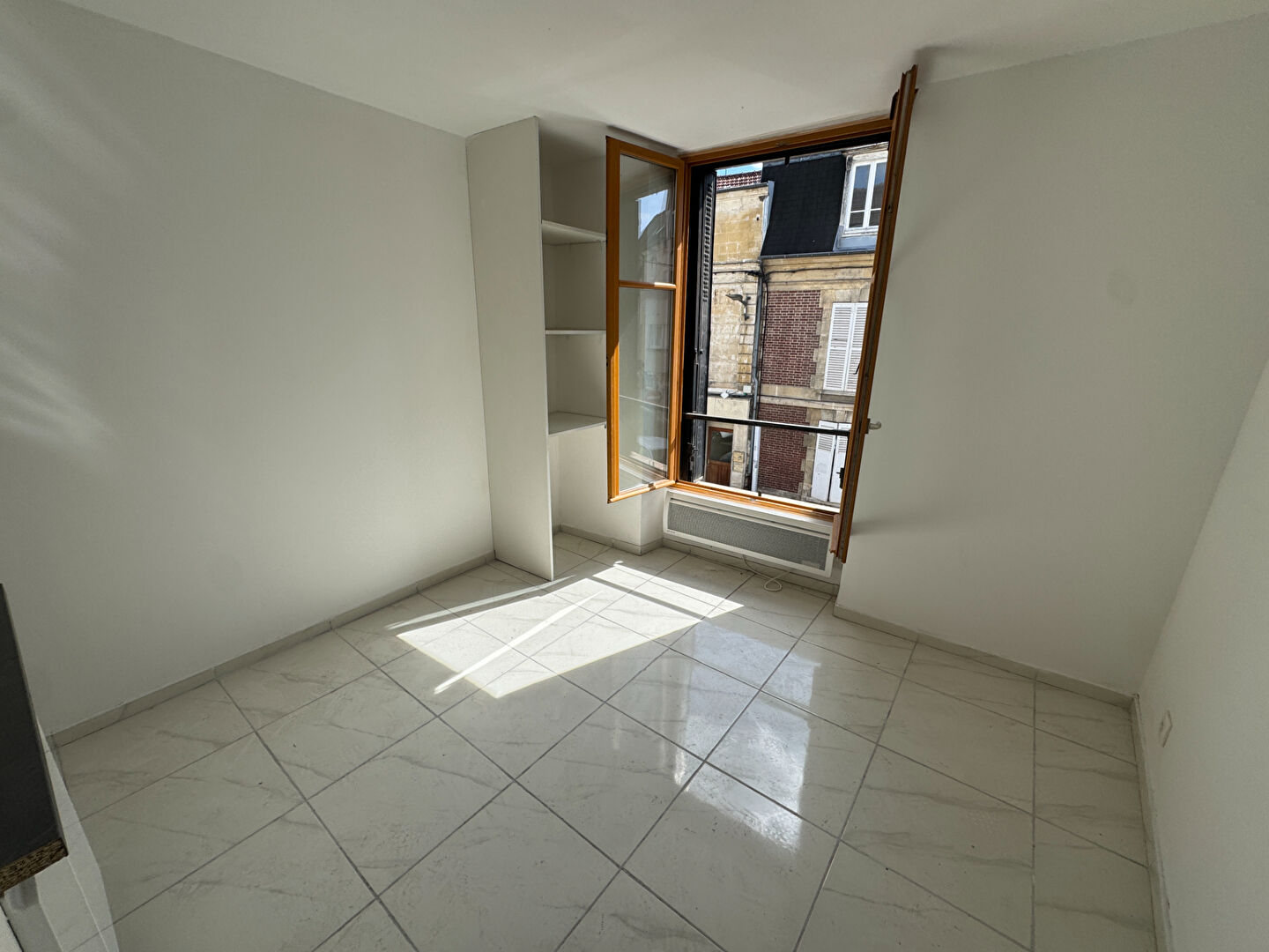 Maison à vendre, 16m², BEAUMONT SUR OISE