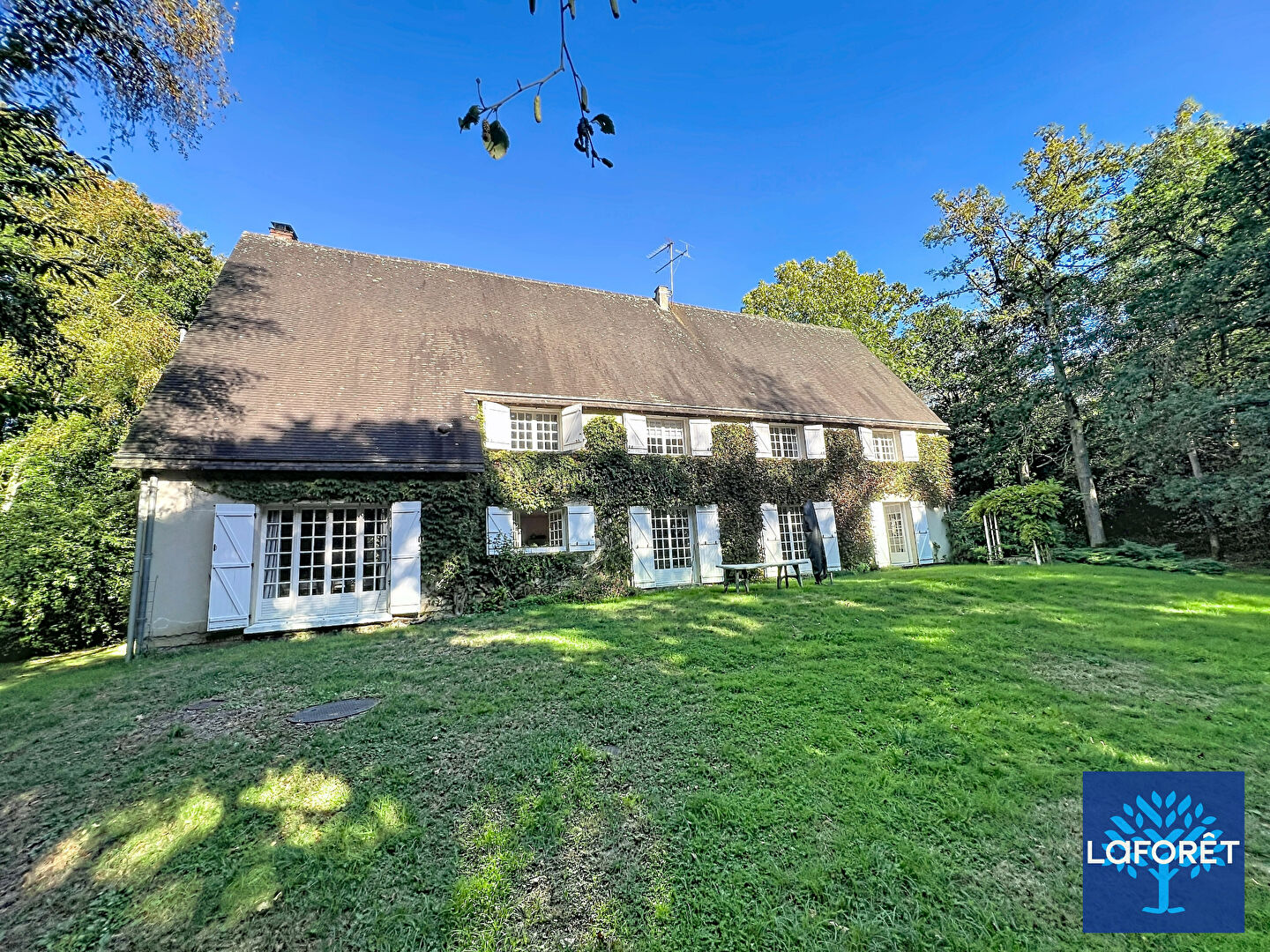 Maison à vendre, 350m², FERRIERES ST HILAIRE