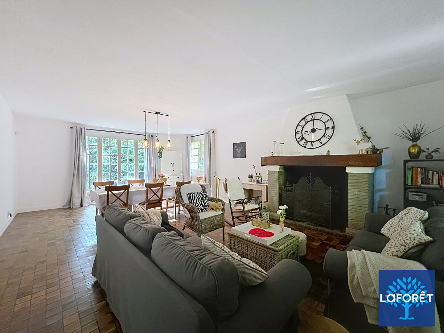Maison à vendre, 350m², FERRIERES ST HILAIRE