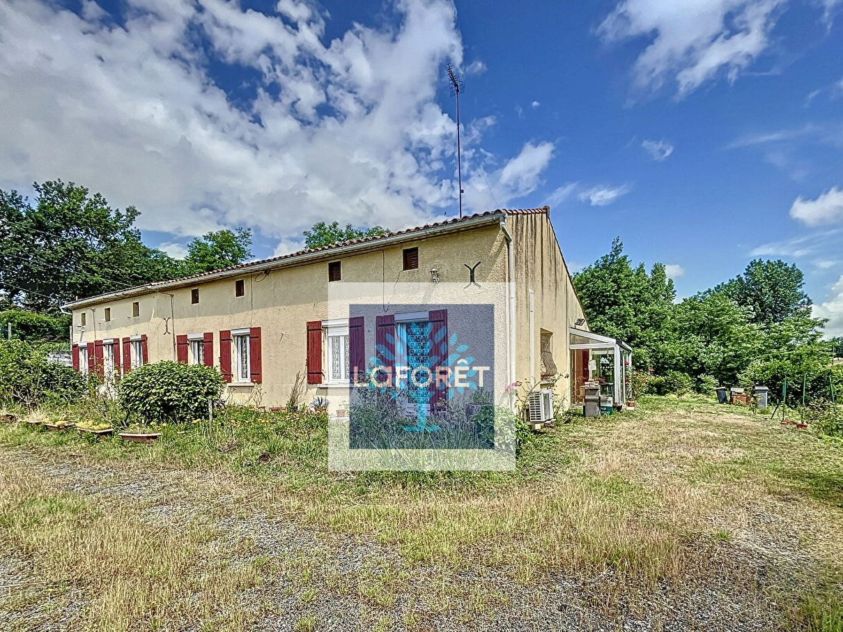 Achat maison près de SAINT CIERS SUR GIRONDE - 6 pièce(s) - 160 m²
