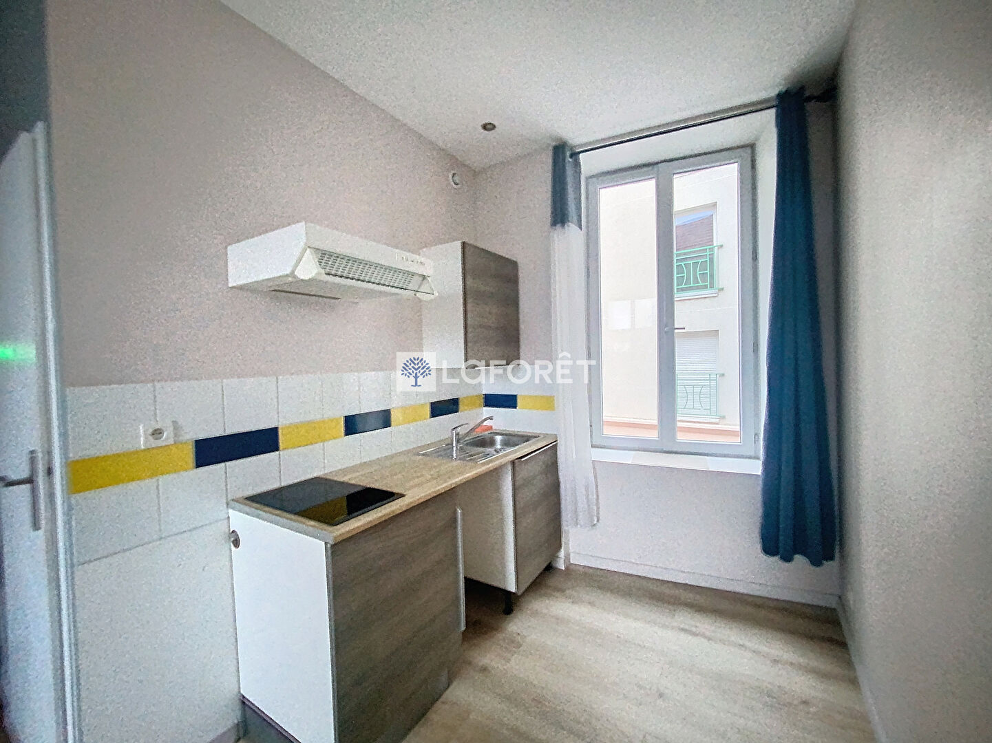 Appartement a louer bourgoin-jallieu - 1 pièce(s) - 18.93 m2 - Surfyn