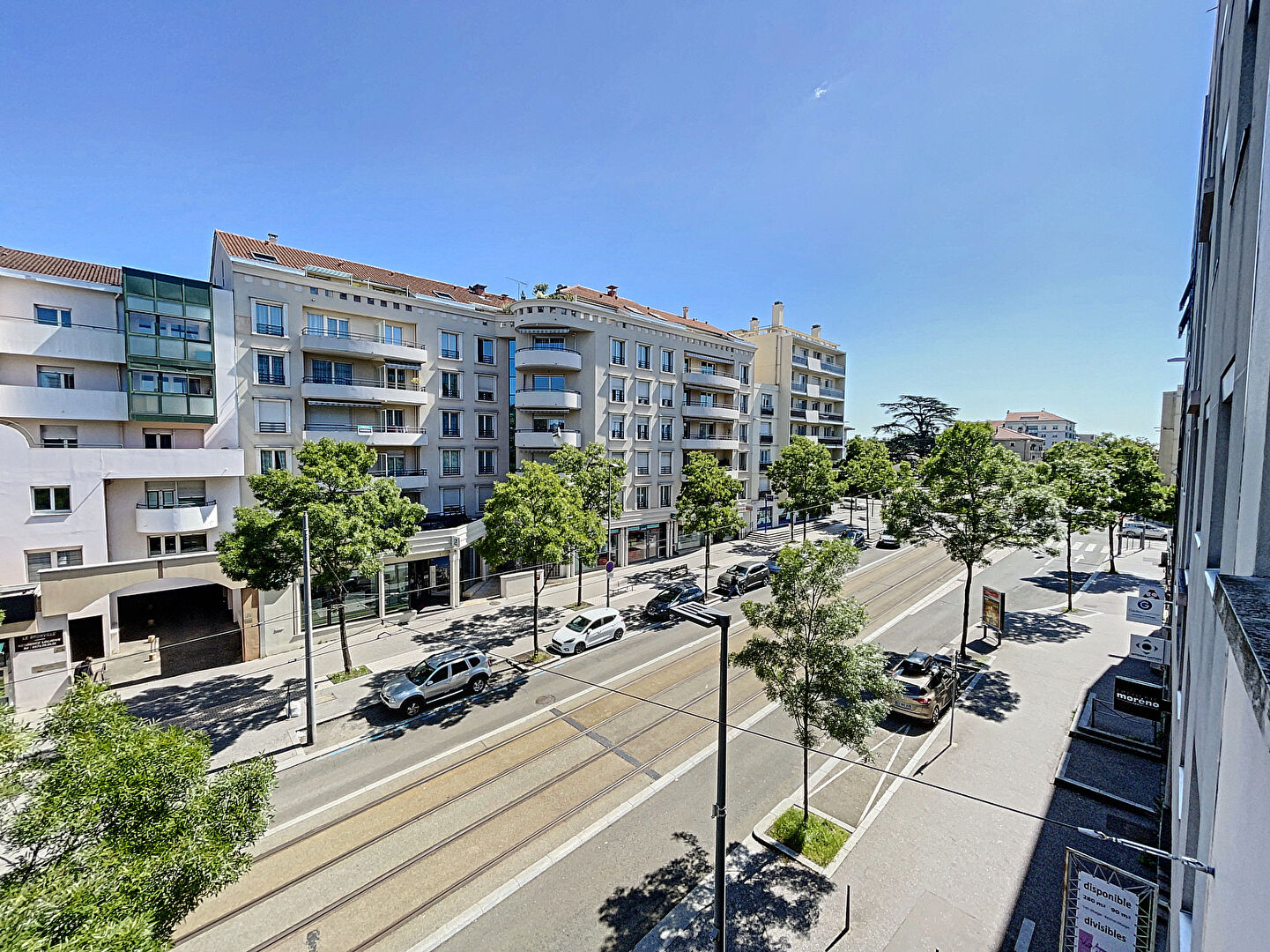 Achat appartement Bron - 5 pièce(s) - 100 m² - 292 000 € ⇔ Laforêt