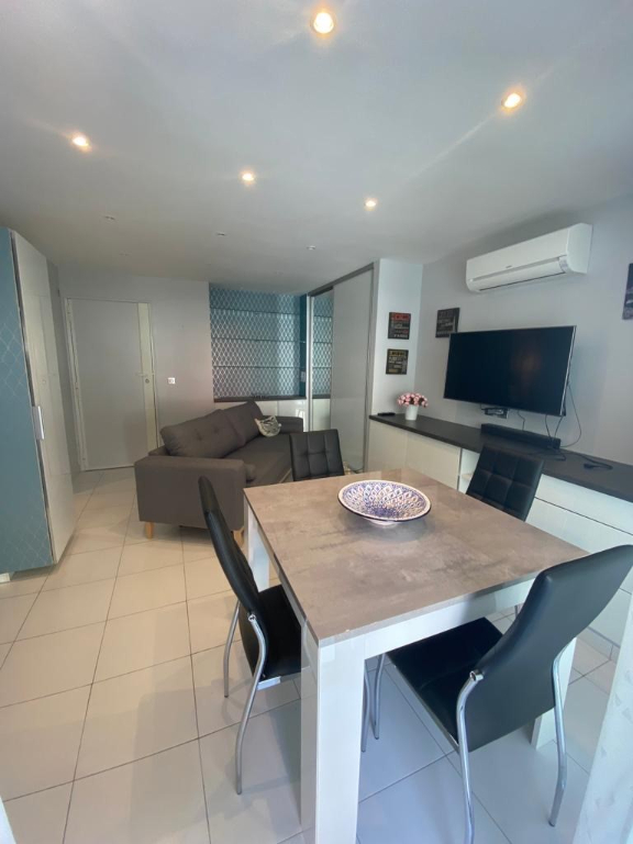 Maison à louer, 29m², Cagnes-sur-Mer