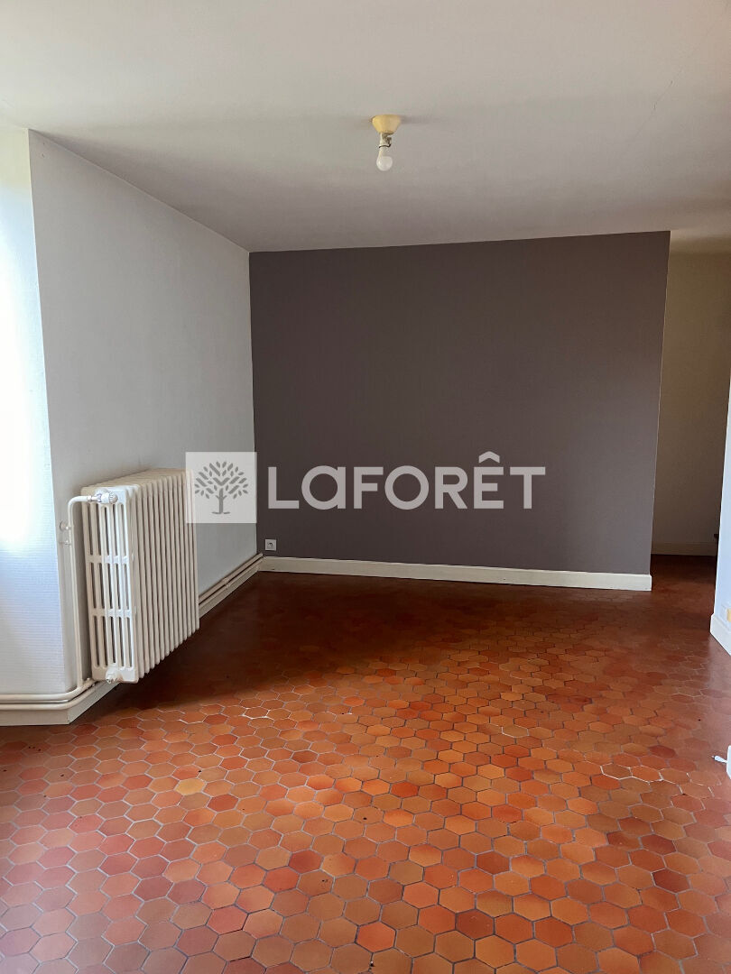 Maison à louer, 55m², Gourdon