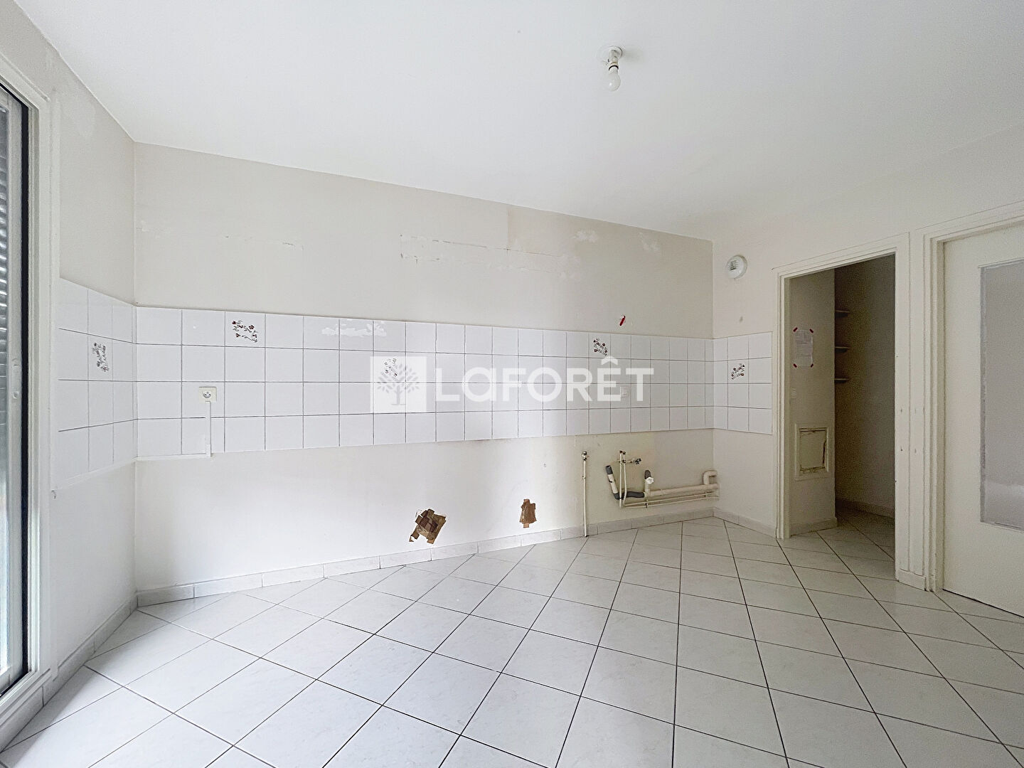 Appartement a louer rillieux-la-pape - 3 pièce(s) - 85 m2 - Surfyn